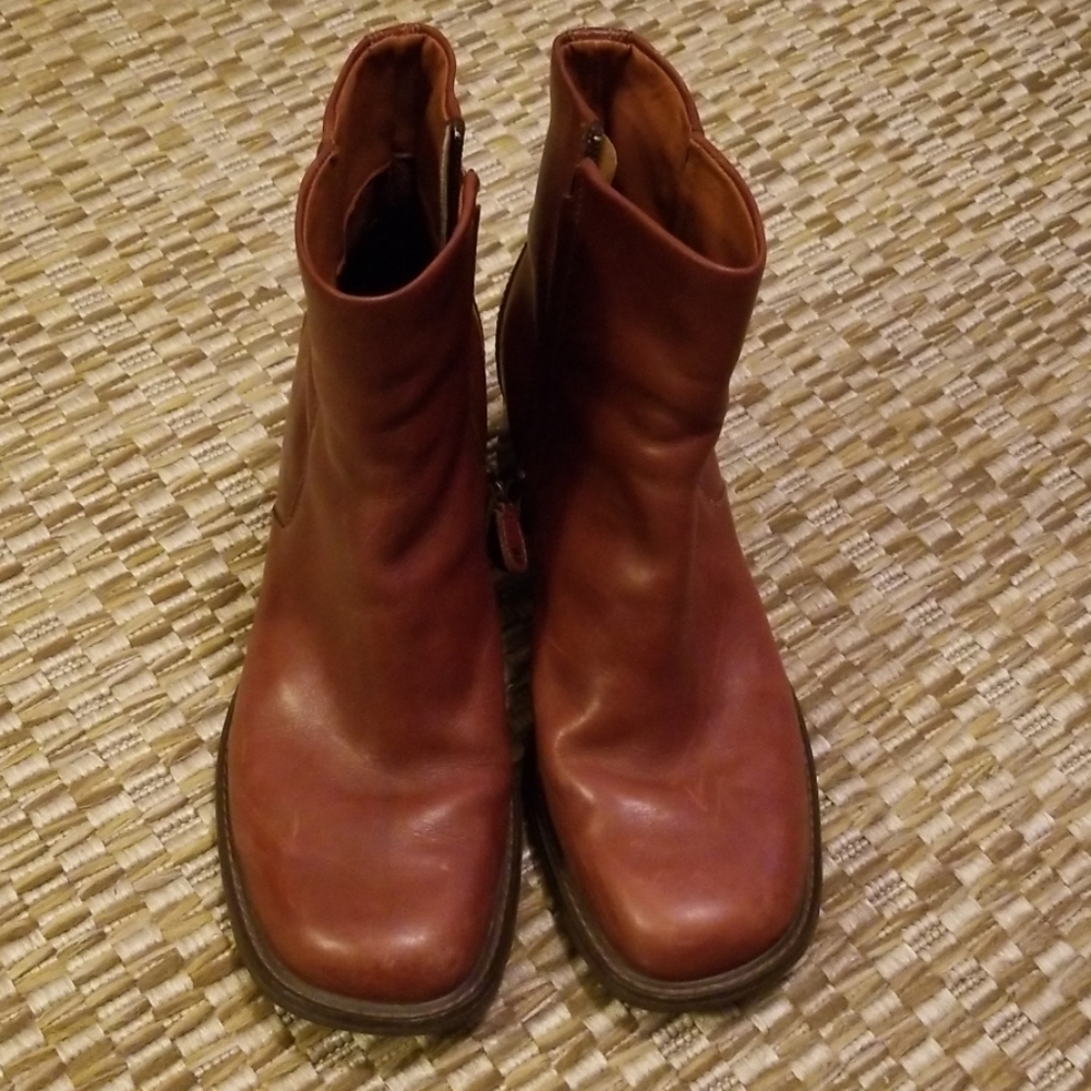 Timberland Chunky Heeled Booties